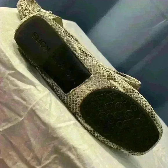 Micheal Kors Snakeskin Flats - Picture 7 of 14